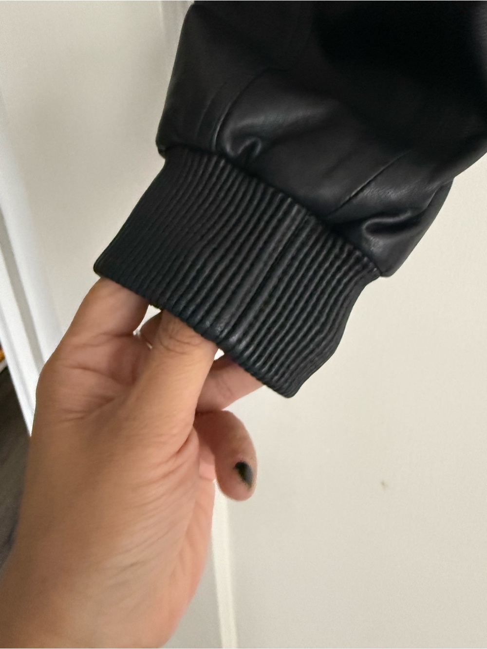 LP style lamb leather bomber jacket - Picture 9 of 10
